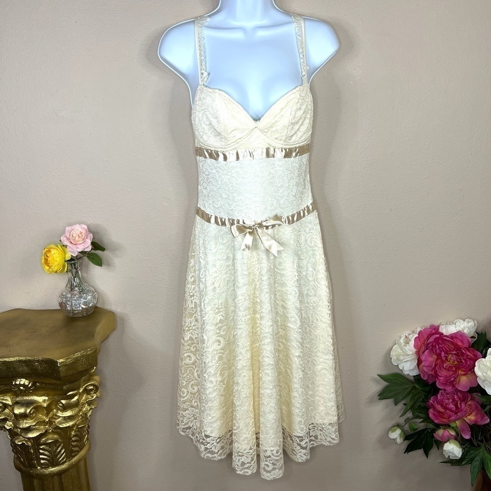 S Alexia Admor Ivory White Lace Dress Sleeveless Midi Stretch Lined Event Small